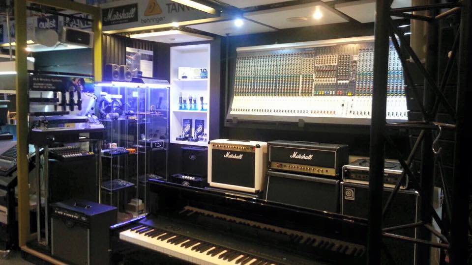 ร้านมิวสิคสเปซ - MUSIC SPACE RCA