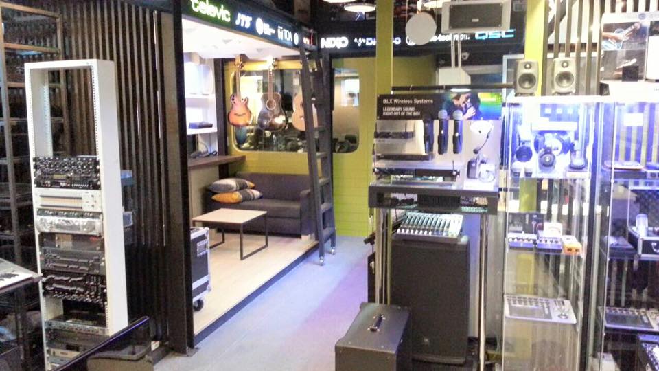 ร้านมิวสิคสเปซ - MUSIC SPACE RCA